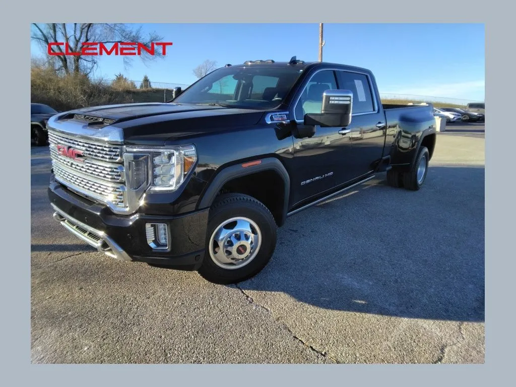 2022 GMC Sierra 3500HD Denali's photo