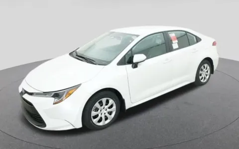 Green 2022 Toyota Corolla LE for sale in St. Charles, MO