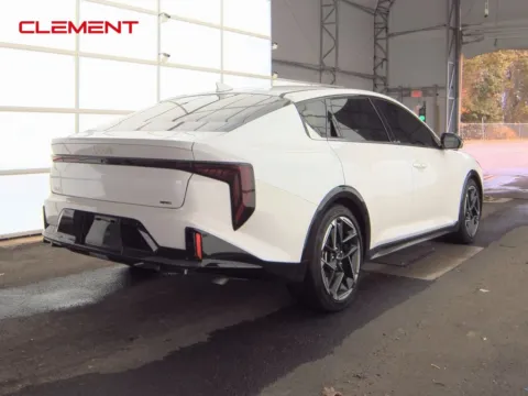 More photos of 2025 Kia K4 GT-Line at Clement Supercenter, MO