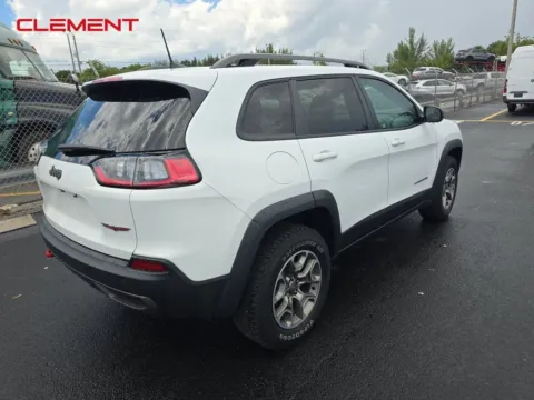 More photos of 2021 Jeep Cherokee Trailhawk at Clement Supercenter, MO