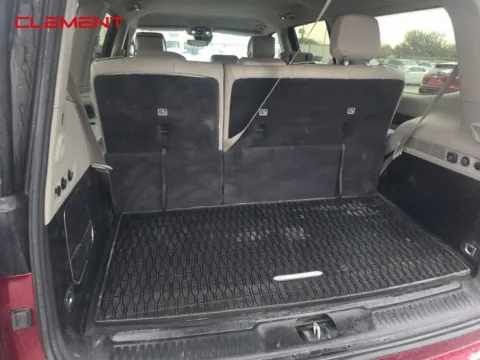 More photos of 2022 Jeep Wagoneer Series II at Clement Supercenter, MO