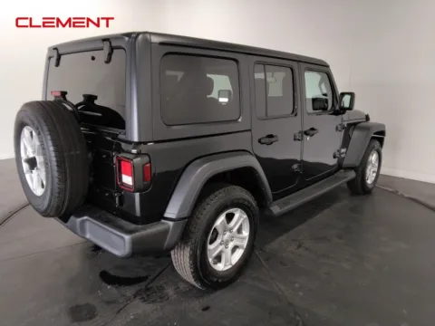 More photos of 2019 Jeep Wrangler Unlimited Sport at Clement Supercenter, MO
