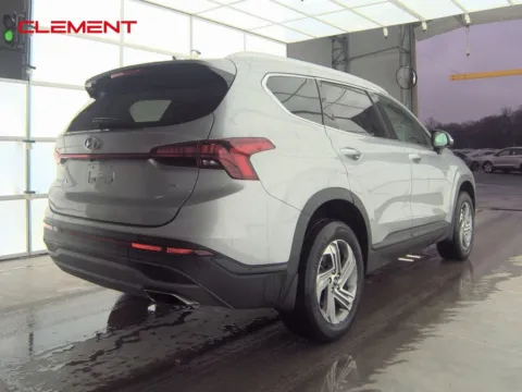 More photos of 2023 Hyundai Santa Fe SEL at Clement Supercenter, MO