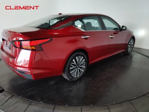 More photos of 2024 Nissan Altima 2.5 SV at Clement Supercenter, MO