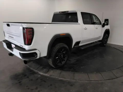 More photos of 2025 GMC Sierra 2500 HD AT4 at Clement Supercenter, MO