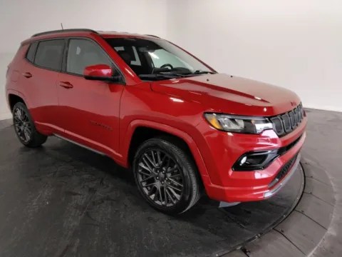 More photos of 2022 Jeep Compass Limited at Clement Supercenter, MO