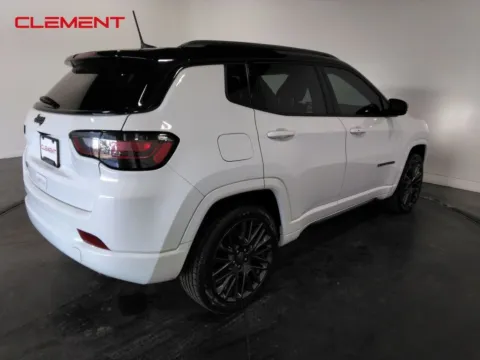 More photos of 2022 Jeep Compass High Altitude at Clement Supercenter, MO