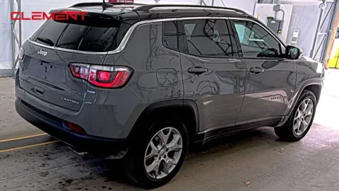More photos of 2022 Jeep Compass Limited at Clement Supercenter, MO