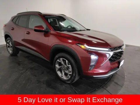 Another view of 2024 Chevrolet Trax LT for sale in St. Charles, MO at Clement Supercenter