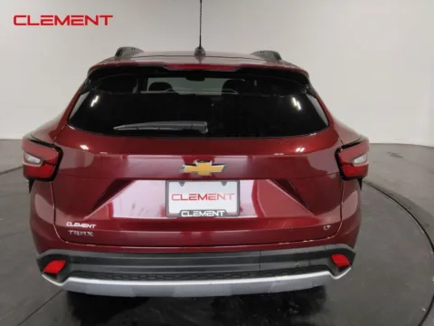More photos of 2024 Chevrolet Trax LT at Clement Supercenter, MO