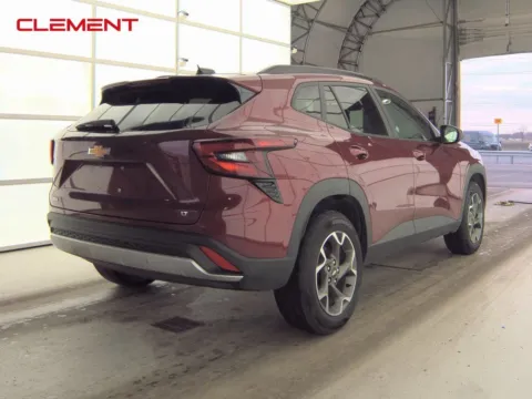 More photos of 2024 Chevrolet Trax LT at Clement Supercenter, MO