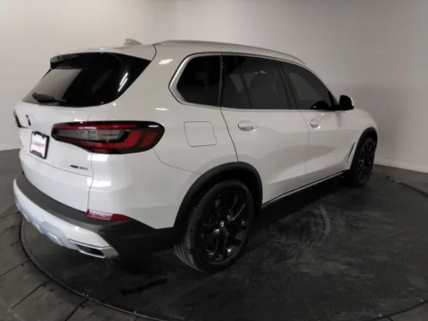More photos of 2022 BMW X5 xDrive40i at Clement Supercenter, MO