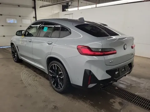 More photos of 2023 BMW X4 M40i at Clement Supercenter, MO