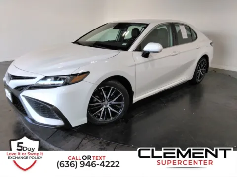 White 2024 Toyota Camry SE for sale in St. Charles, MO