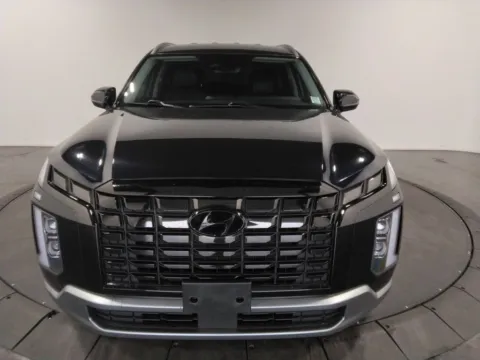 Photos of 2024 Hyundai Palisade SEL for sale in St. Charles, MO at Clement Supercenter