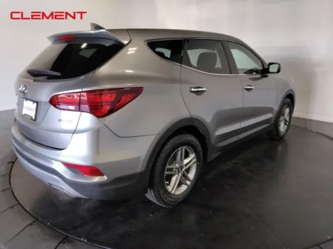 More photos of 2017 Hyundai Santa Fe Sport 2.4 Base at Clement Supercenter, MO