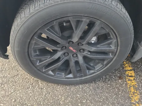 Another view of 2022 GMC Sierra 1500 Limited Denali for sale in St. Charles, MO at Clement Supercenter