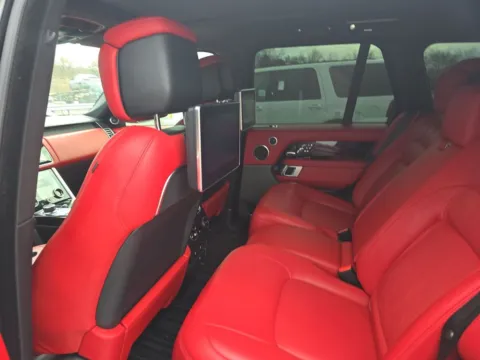 More photos of 2020 Land Rover Range Rover Autobiography at Clement Supercenter, MO