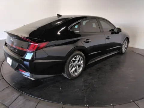 More photos of 2023 Hyundai Sonata SEL at Clement Supercenter, MO