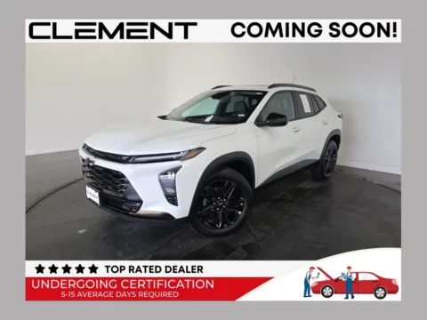 White 2024 Chevrolet Trax ACTIV for sale in St. Charles, MO