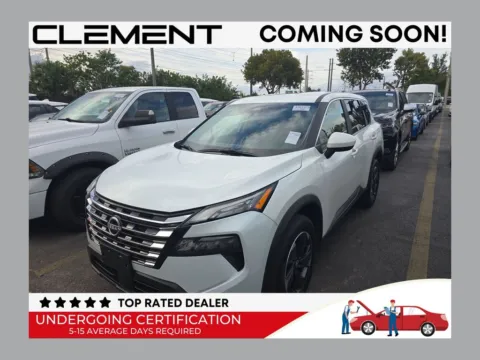 White 2024 Nissan Rogue SV for sale in St. Charles, MO