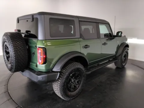 More photos of 2023 Ford Bronco Wildtrak at Clement Supercenter, MO