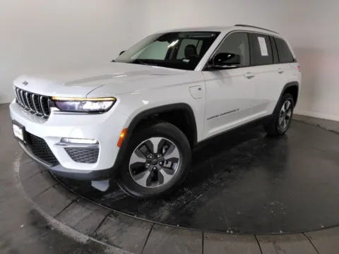 More photos of 2022 Jeep Grand Cherokee 4xe at Clement Supercenter, MO