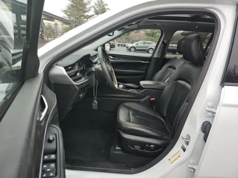 Another view of 2022 Jeep Grand Cherokee 4xe for sale in St. Charles, MO at Clement Supercenter