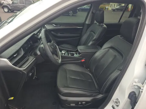 Another view of 2022 Jeep Grand Cherokee 4xe for sale in St. Charles, MO at Clement Supercenter