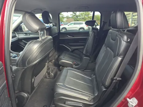 More photos of 2022 Jeep Grand Cherokee L Limited at Clement Supercenter, MO