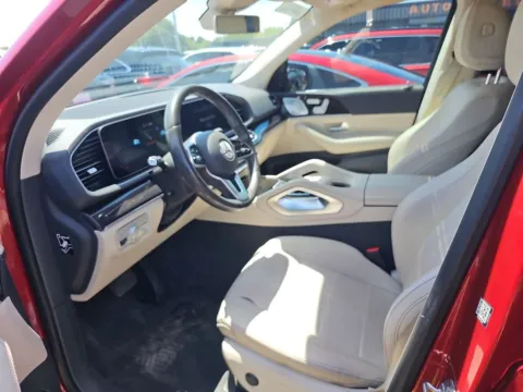 Another view of 2020 Mercedes-Benz GLE 350 for sale in St. Charles, MO at Clement Supercenter