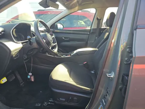 Another view of 2024 Hyundai Tucson SEL for sale in St. Charles, MO at Clement Supercenter