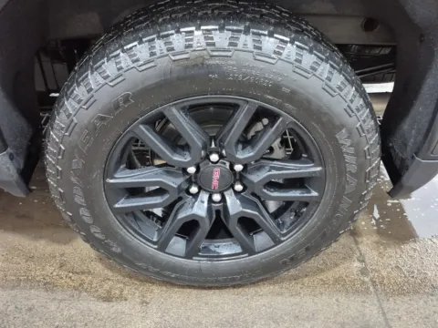 More photos of 2022 GMC Sierra 1500 Limited Elevation at Clement Supercenter, MO