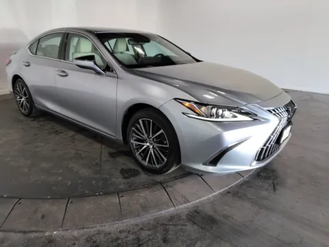 Another view of 2022 Lexus ES 350 for sale in St. Charles, MO at Clement Supercenter