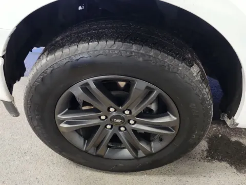 More photos of 2023 Ford F-150 Lariat at Clement Supercenter, MO