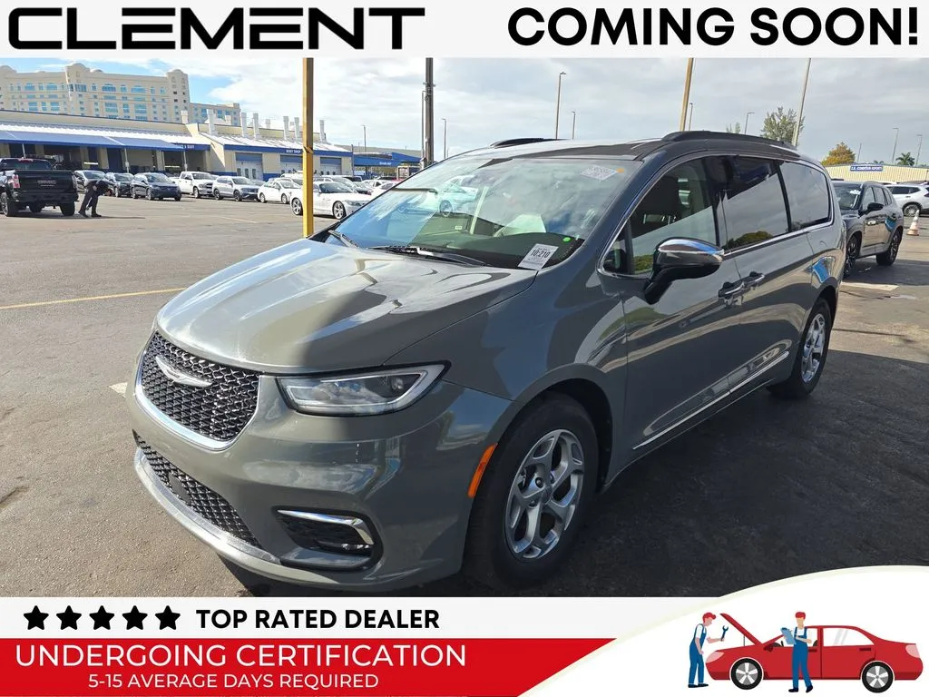 Gray 2023 Chrysler Pacifica Limited for sale in St. Charles, MO