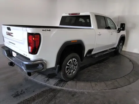 More photos of 2024 GMC Sierra 2500HD SLE at Clement Supercenter, MO
