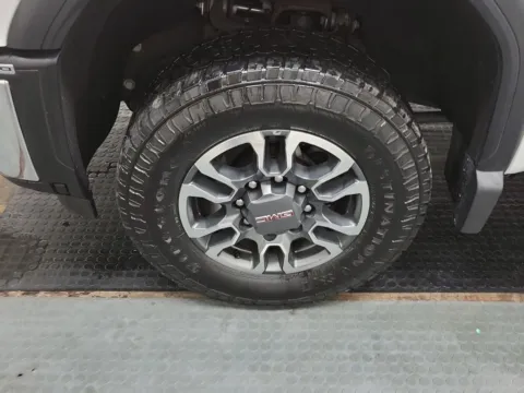 More photos of 2024 GMC Sierra 2500HD SLE at Clement Supercenter, MO