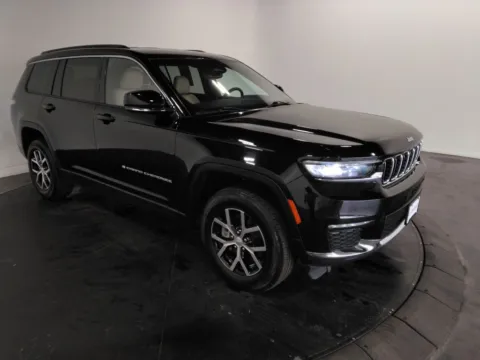 Another view of 2024 Jeep Grand Cherokee L Limited for sale in St. Charles, MO at Clement Supercenter