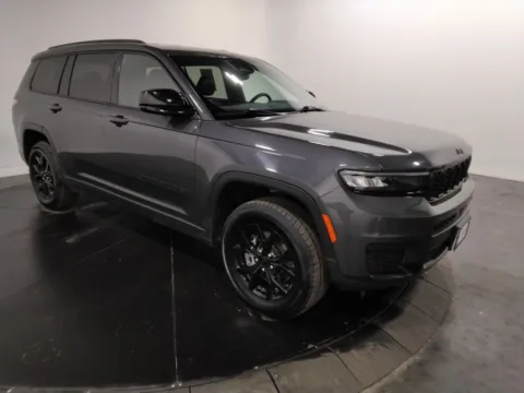 Another view of 2024 Jeep Grand Cherokee L Altitude for sale in St. Charles, MO at Clement Supercenter