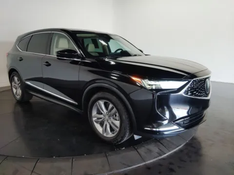 More photos of 2022 Acura MDX 3.5L at Clement Supercenter, MO