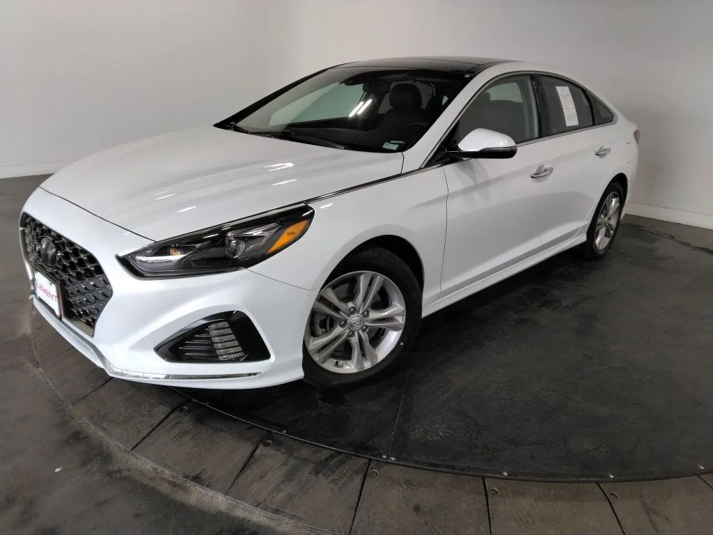 White 2018 Hyundai Sonata Limited for sale in St. Charles, MO