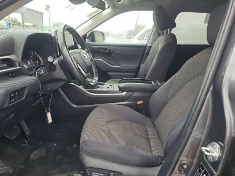 Another view of 2024 Toyota Highlander LE for sale in St. Charles, MO at Clement Supercenter