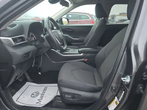 Another view of 2024 Toyota Highlander LE for sale in St. Charles, MO at Clement Supercenter