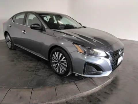 More photos of 2025 Nissan Altima 2.5 SV at Clement Supercenter, MO