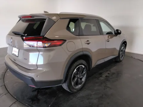 More photos of 2025 Nissan Rogue SV at Clement Supercenter, MO
