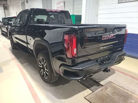 More photos of 2022 GMC Sierra 1500 Limited AT4 at Clement Supercenter, MO