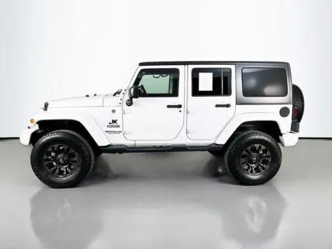 More photos of 2017 Jeep Wrangler Unlimited Sport at Clement Supercenter, MO