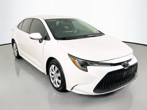 More photos of 2021 Toyota Corolla LE at Clement Supercenter, MO