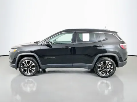 More photos of 2022 Jeep Compass Limited at Clement Supercenter, MO